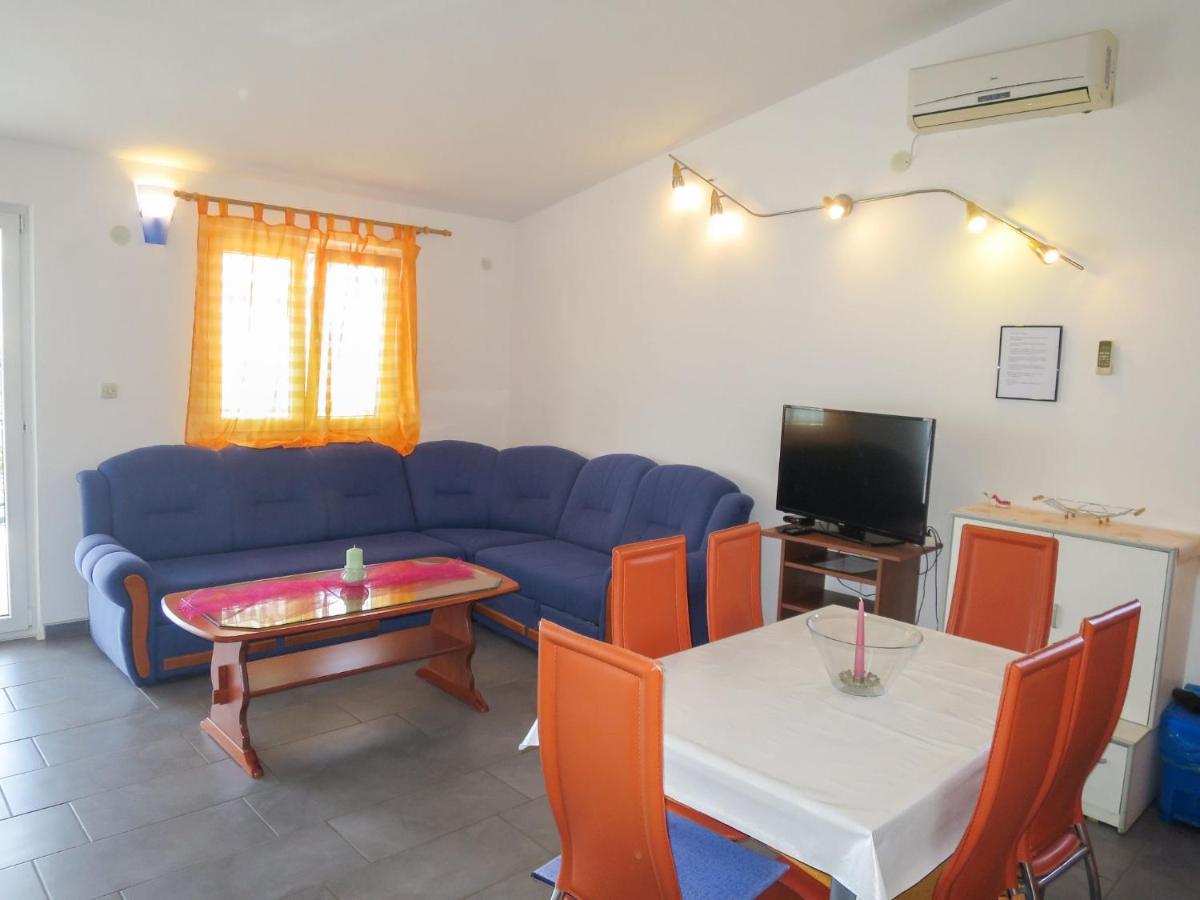 Apartment Ivanka 2 By Interhome Jasenice  Bagian luar foto